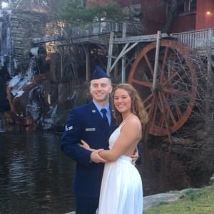 Meet your Posher, Elizabeth