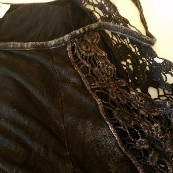 Vintage Wash Cold Shoulder Tunic - Picture 4 of 4