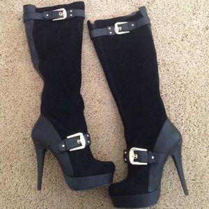 Knee high Black Platform Boots