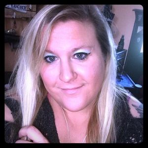 Meet your Posher, Kim