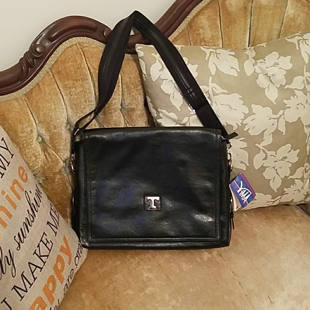 YIMA leather bag
