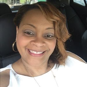 Meet your Posher, Tanika