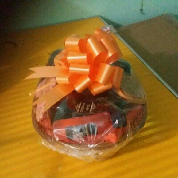 All natural spa and body gift baskets - Picture 3 of 3