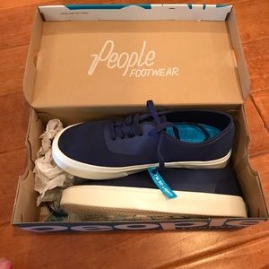 NWT People Shoes