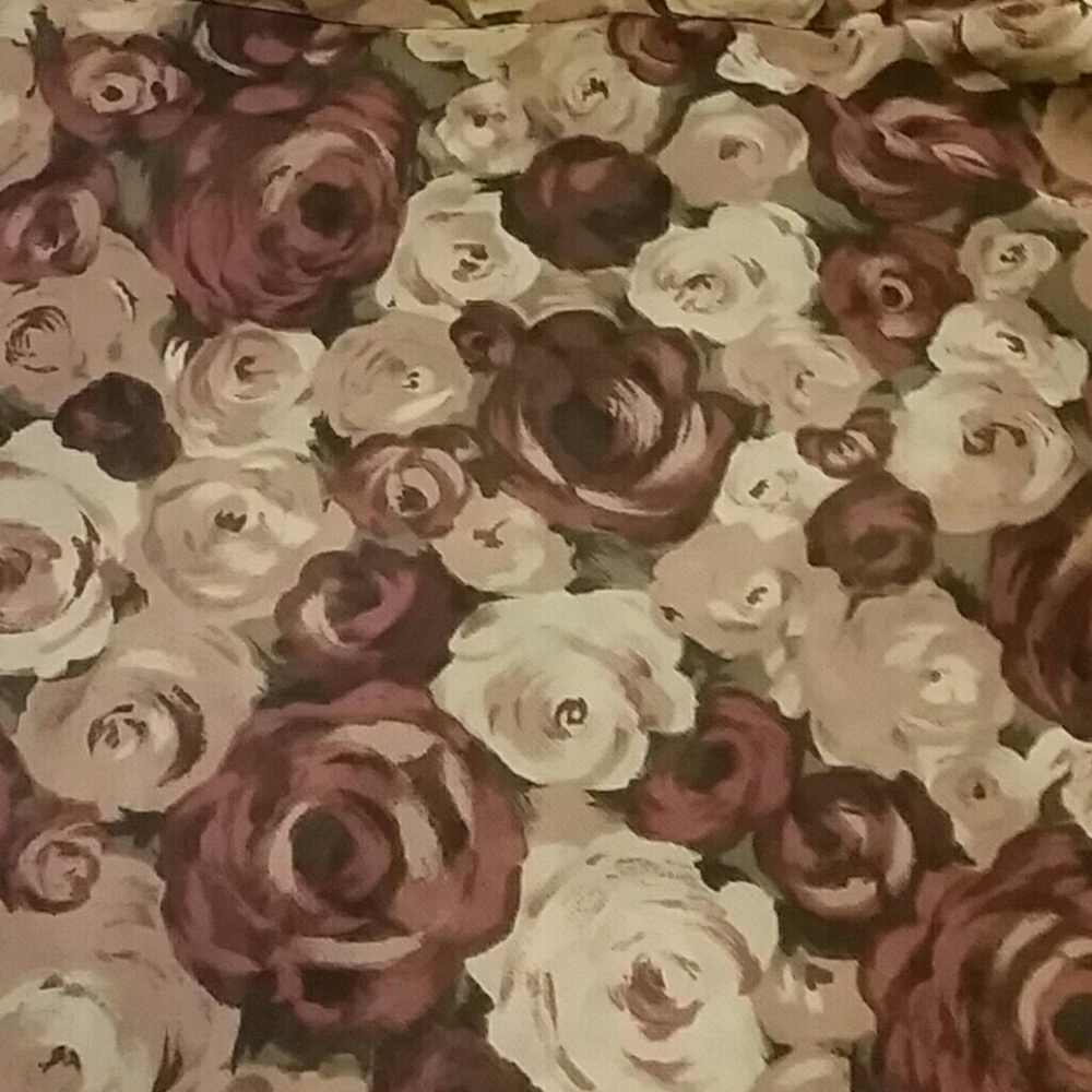 Express Skirt - Picture 2 of 3