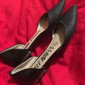 Pointed Toe Flats