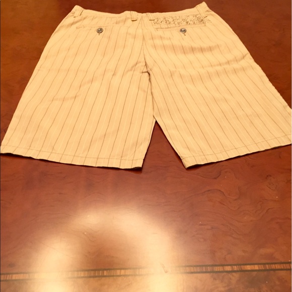 🆕Epic Threads big boys graphic T & striped shorts - Picture 5 of 8