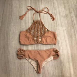 Acacia PANAMA Top and PIKAKE Bottoms Set
