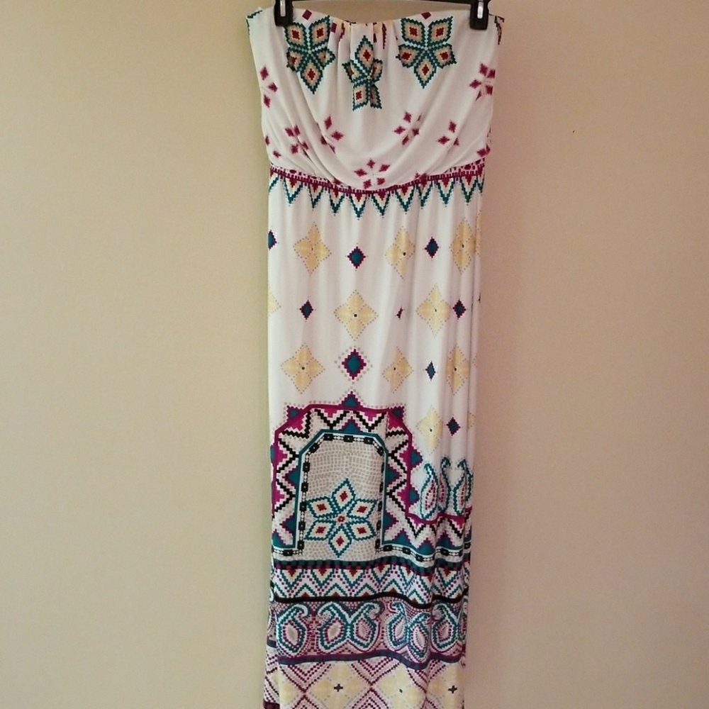 Strapless dress