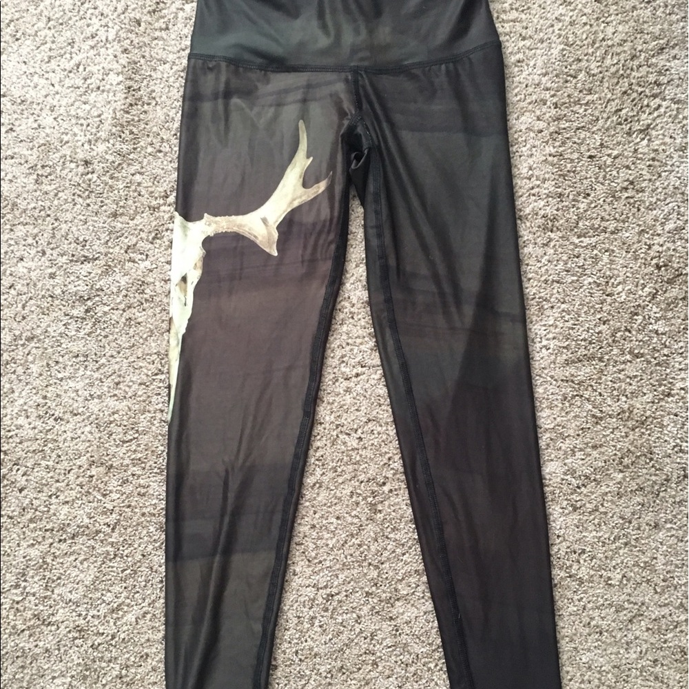 Teeki skull leggings size small