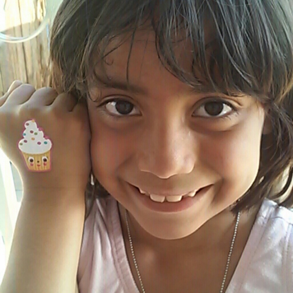 Meet your Posher, Victoria