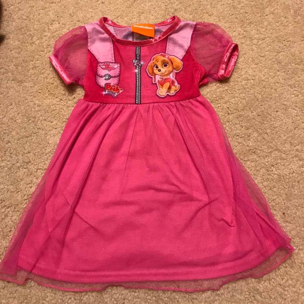 Paw Patron nightgown