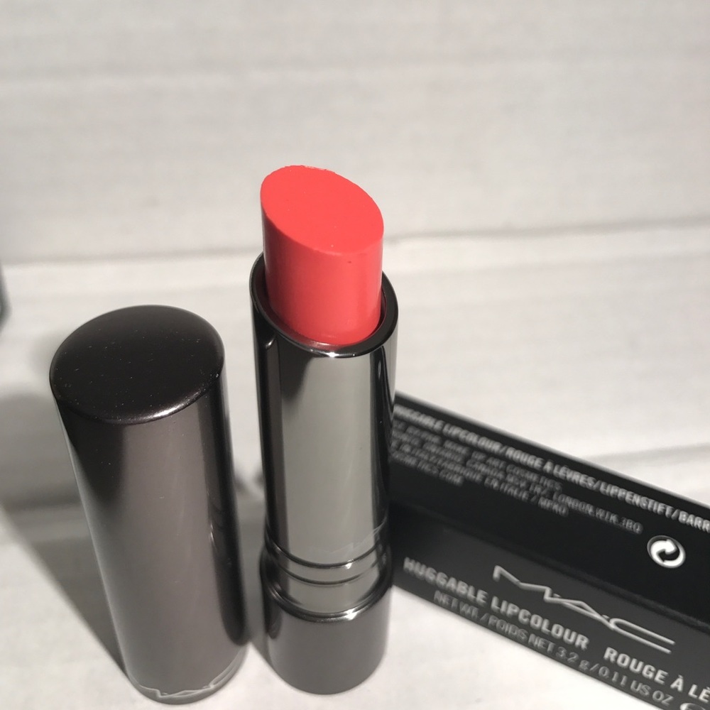 Brand new MAC Huggable lipcolor lipstick Seoul-ful