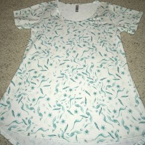 New lularoe classic t