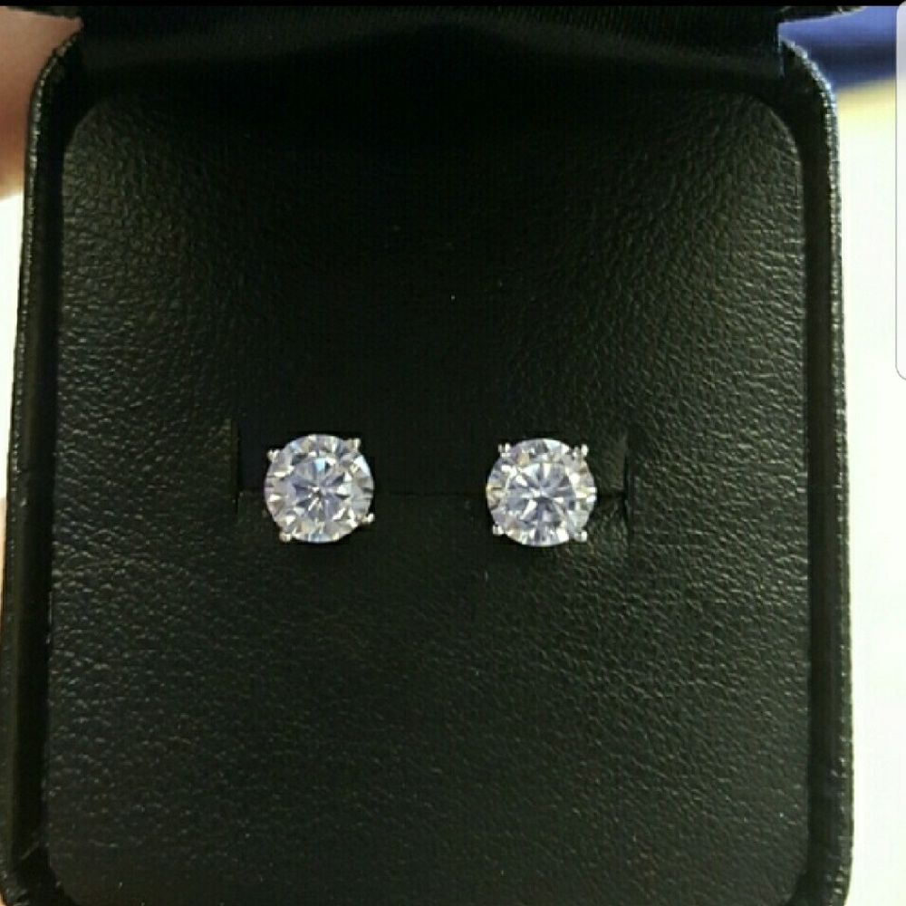 18k Swarovski Stud earrings - Picture 3 of 6