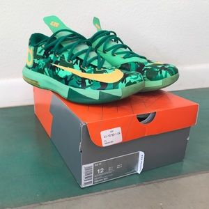 NIKE KD VI "EASTER" 7/10 CONDITION