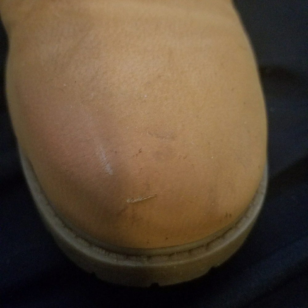 Boots - Picture 2 of 7