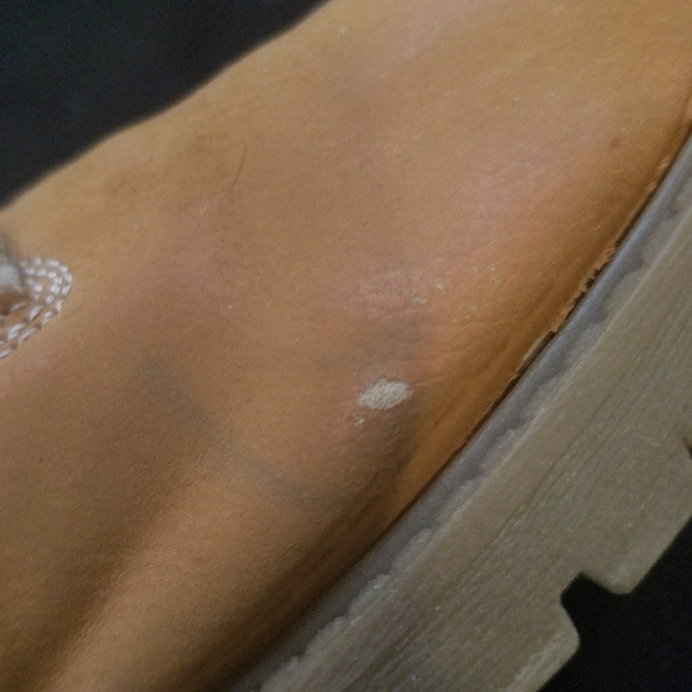 Boots - Picture 3 of 7
