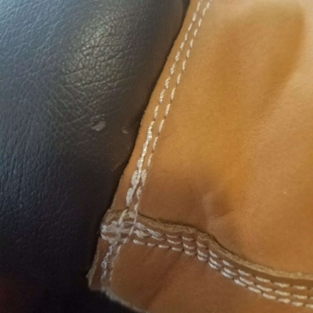 Boots - Picture 6 of 7