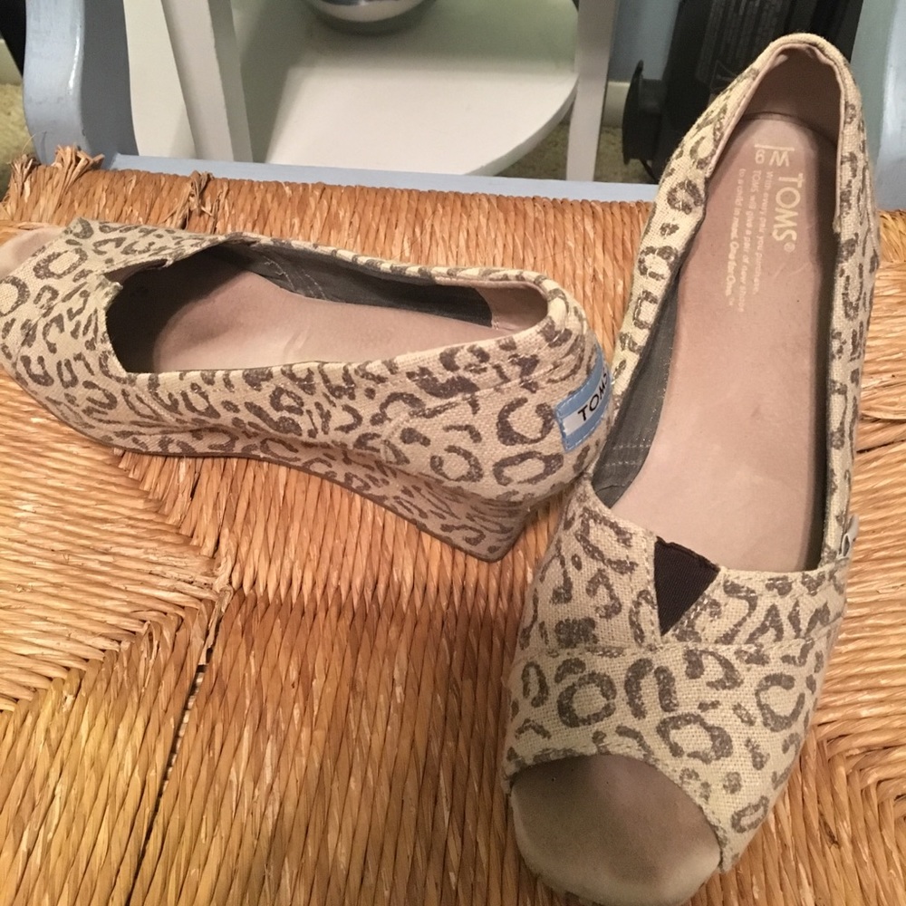 TOMS wedge sandals