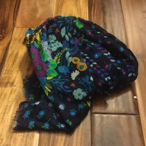 Vera Bradley NWOT midnight blues scarf