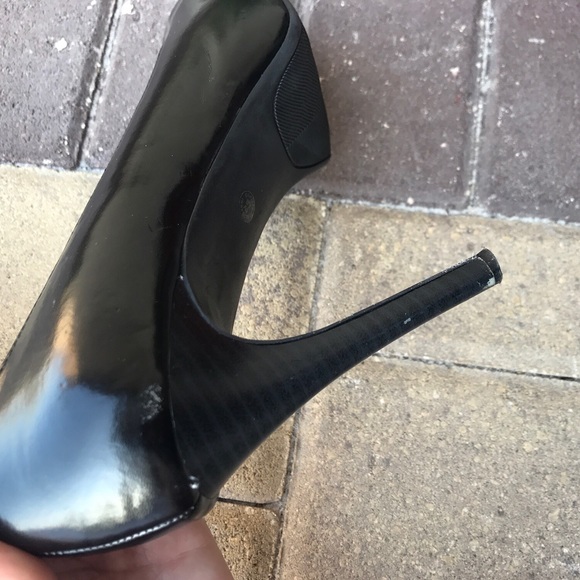 Black leather peep toes - Picture 5 of 6