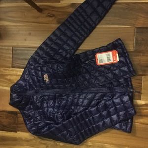 NWT blue north face thermoball jacket xs