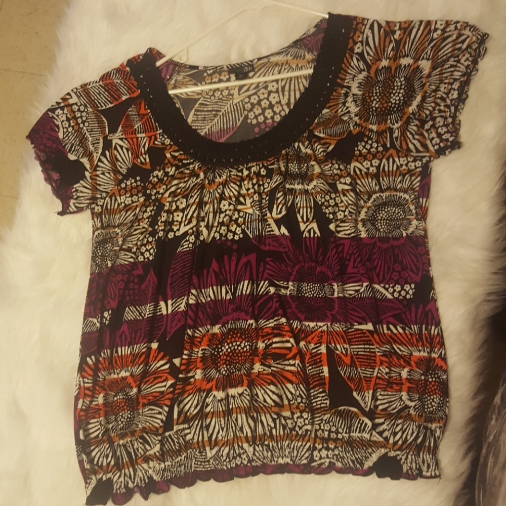 Woman's East 5th top