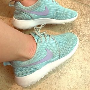 Baby Blue Nike Roshe
