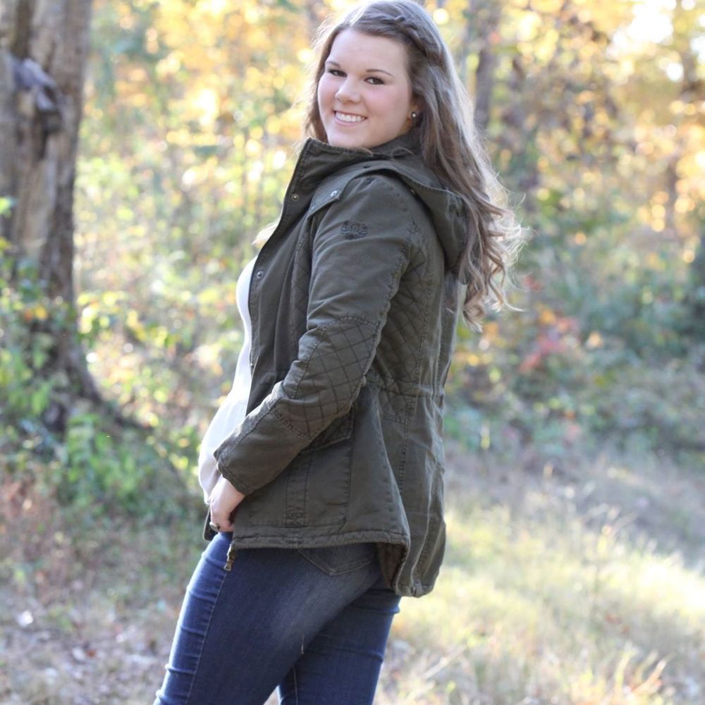 Meet your Posher, Joy