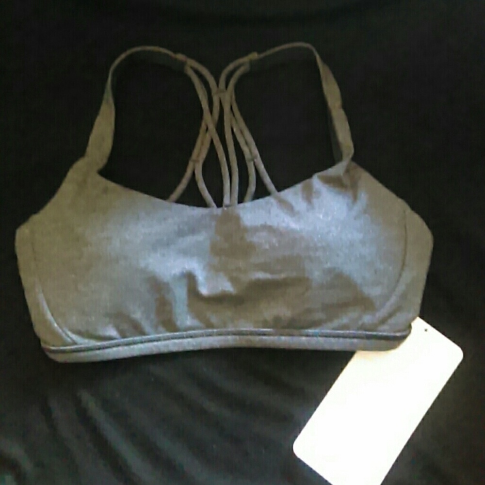 Lululemon Free To Be Zen Bra - Grey - Sz 4 - NWT