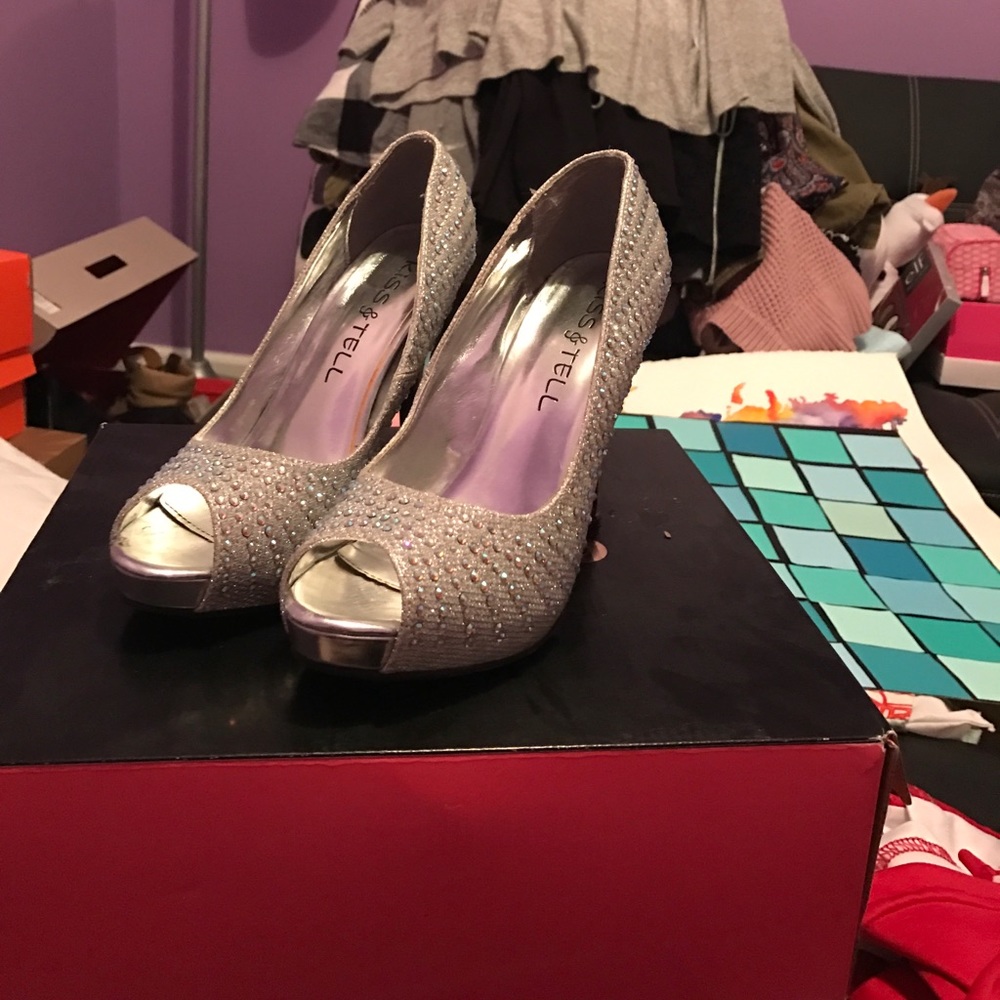 Prom heels