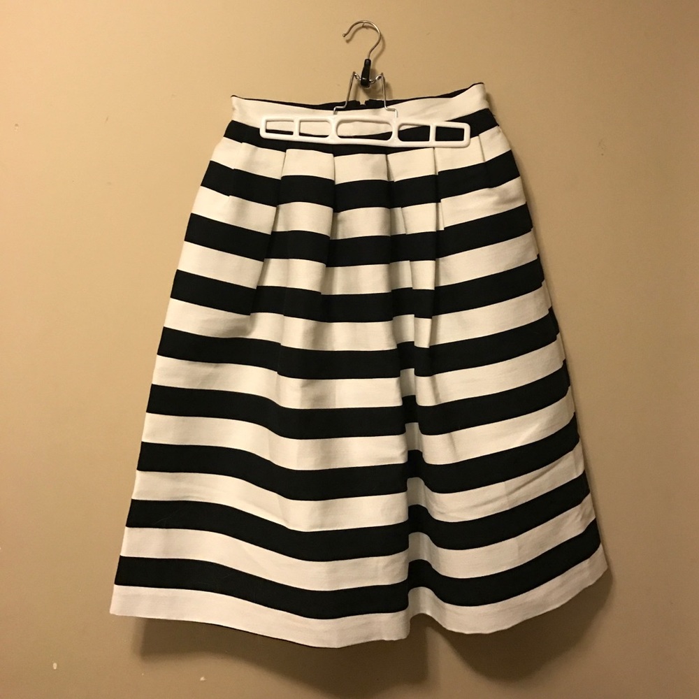 Topshop black and white mid-length skirt