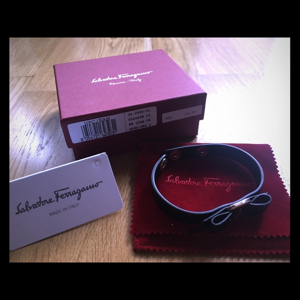 Salvatore Ferragamo Leather Bow Bracelet