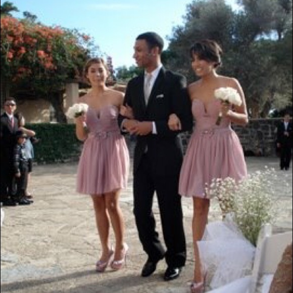 ❣️Last Chance ❣️👄Lipsy London cocktail dress👄 - Picture 2 of 8