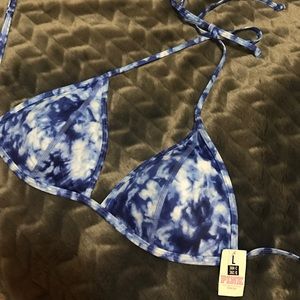 TAGS STILL ON - Pink VS bikini top