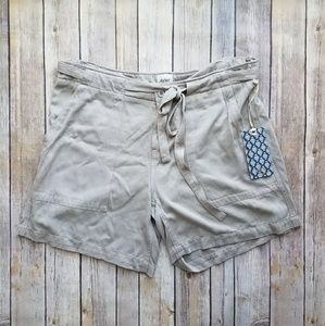 Dylan by True Grit Khaki Belted Shorts