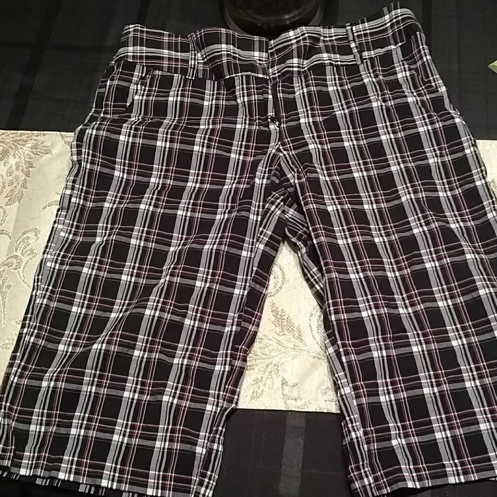 DONATING SOON HeartSoul Shorts - Picture 1 of 2
