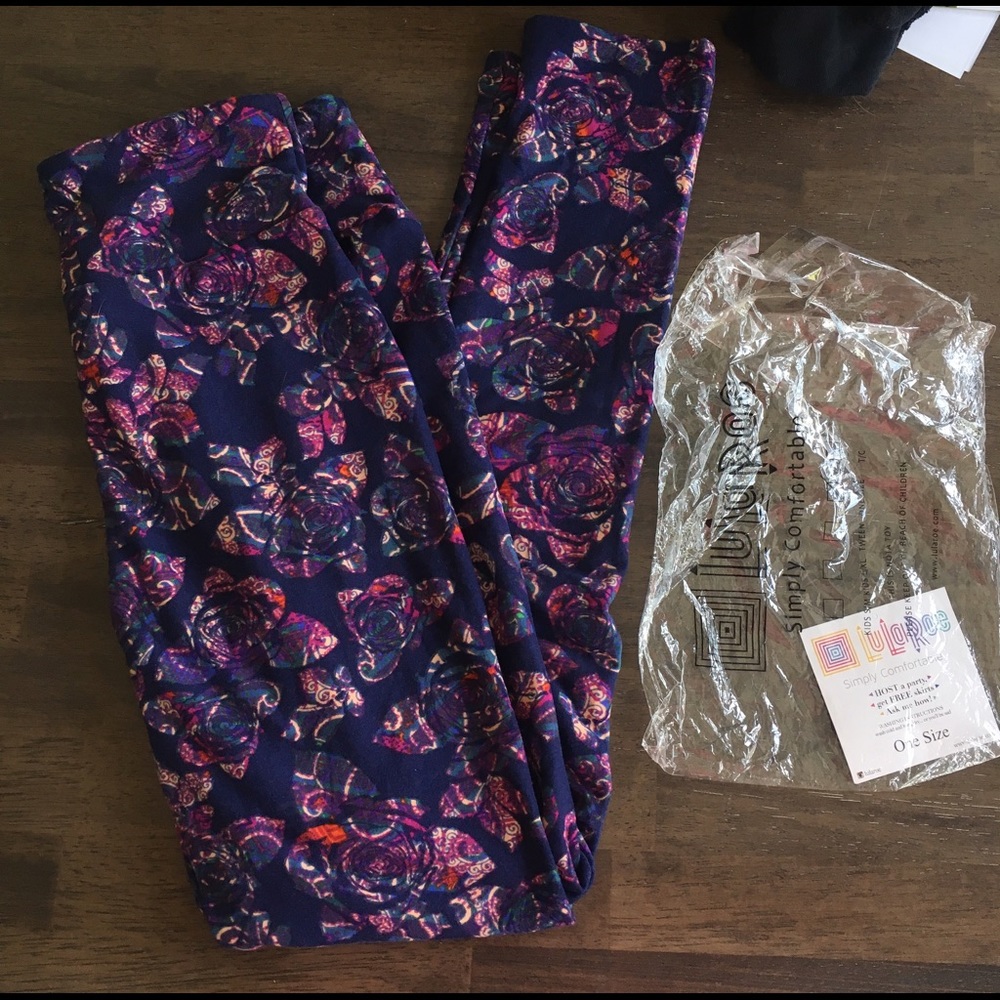 BNWT OS Roses LulaRoe
