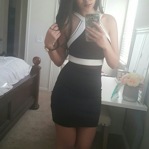 Classy Mini dress - Picture 1 of 3