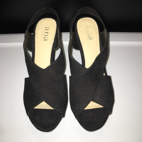 a.n.a Shoes - black wedges