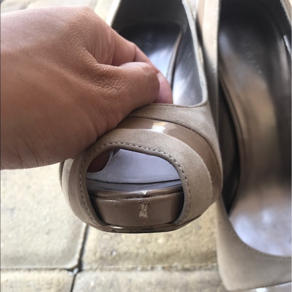 Tan peep toe pumps - Picture 3 of 5