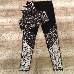 Fabletics splatter paint pants & sports bra set!
