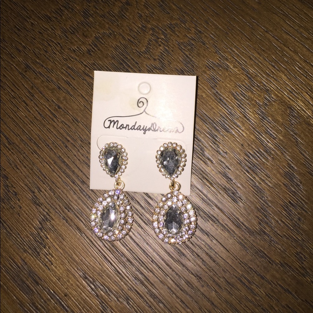Gold earrings!