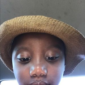 Meet your Posher, Raven