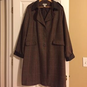 Ladies size 18 Houndstooth Coat FINAL OFFER