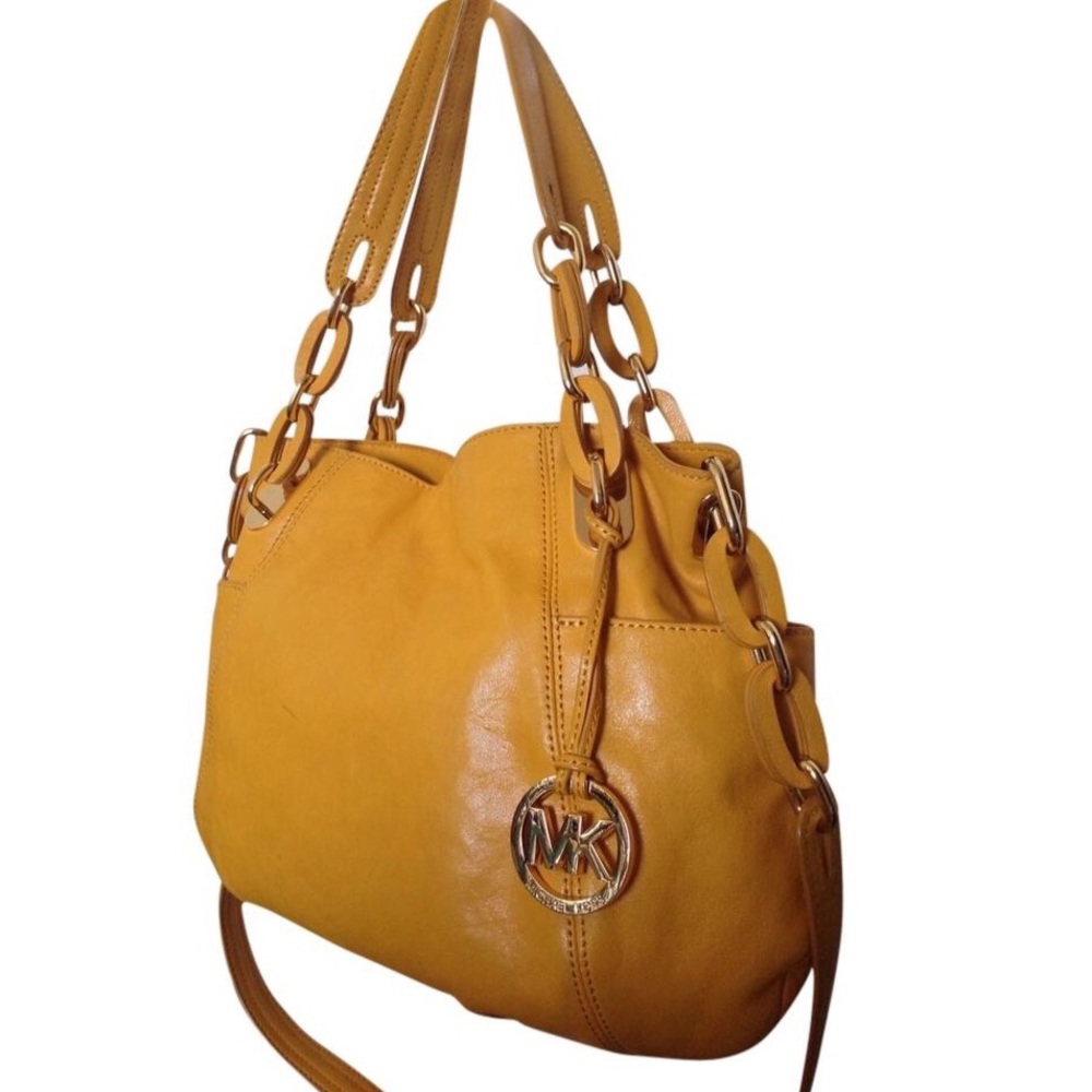 Michael Kors Lilly