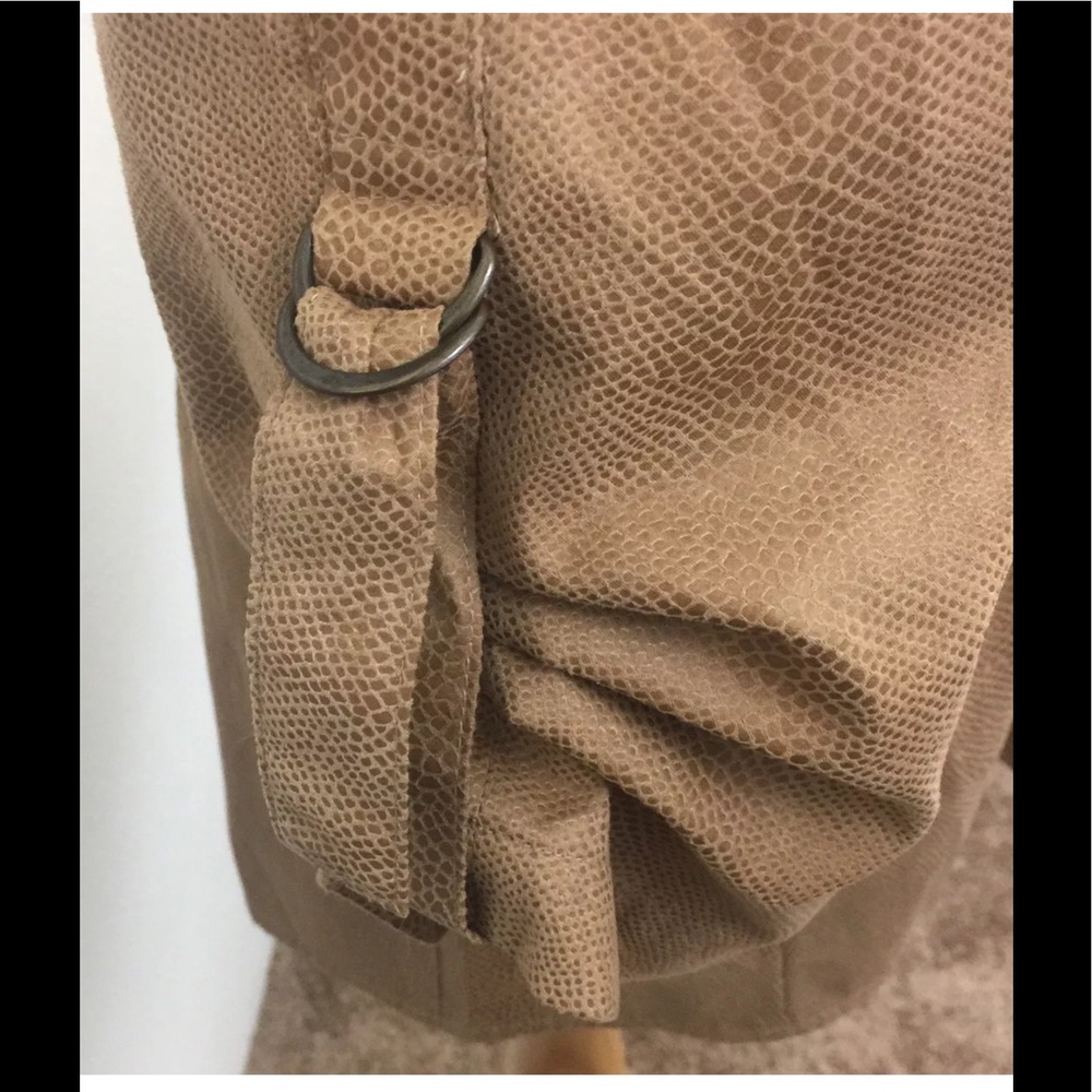 Chico's Lightweight Utility Shirt Sz 1 Medium 8 - Picture 5 of 8