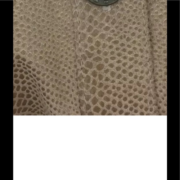 Chico's Lightweight Utility Shirt Sz 1 Medium 8 - Picture 3 of 8