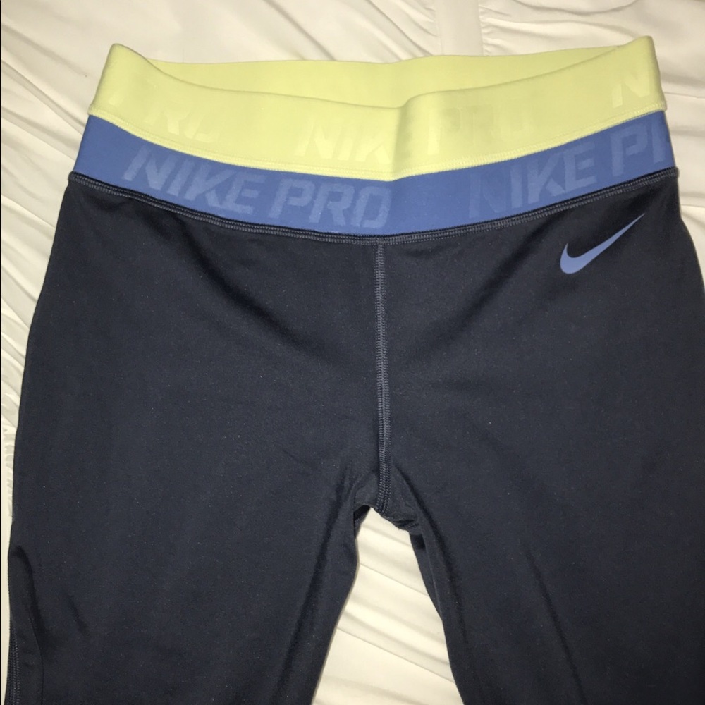 🔴SALE 🔴Nike Dri - Fit Leggings - FLEECE lined